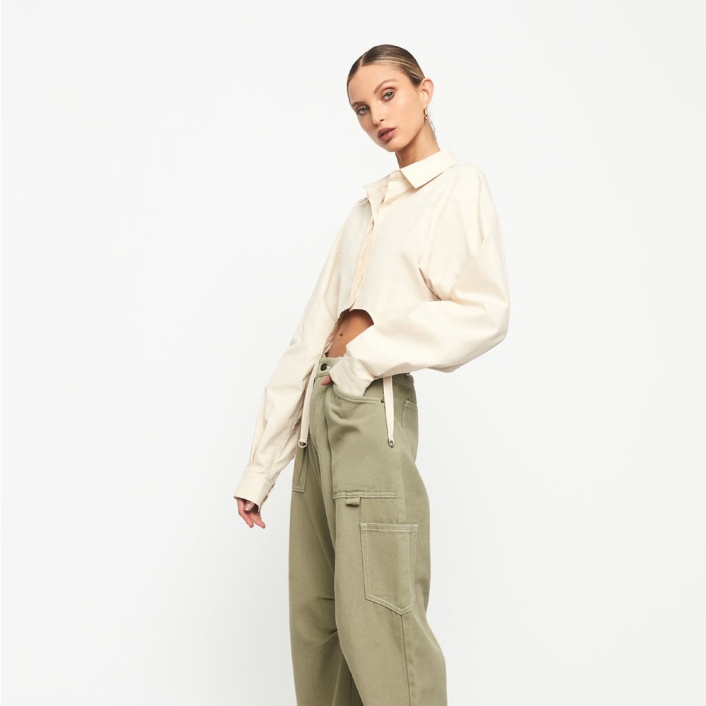 Lioness VENETIAN CROP SHIRT